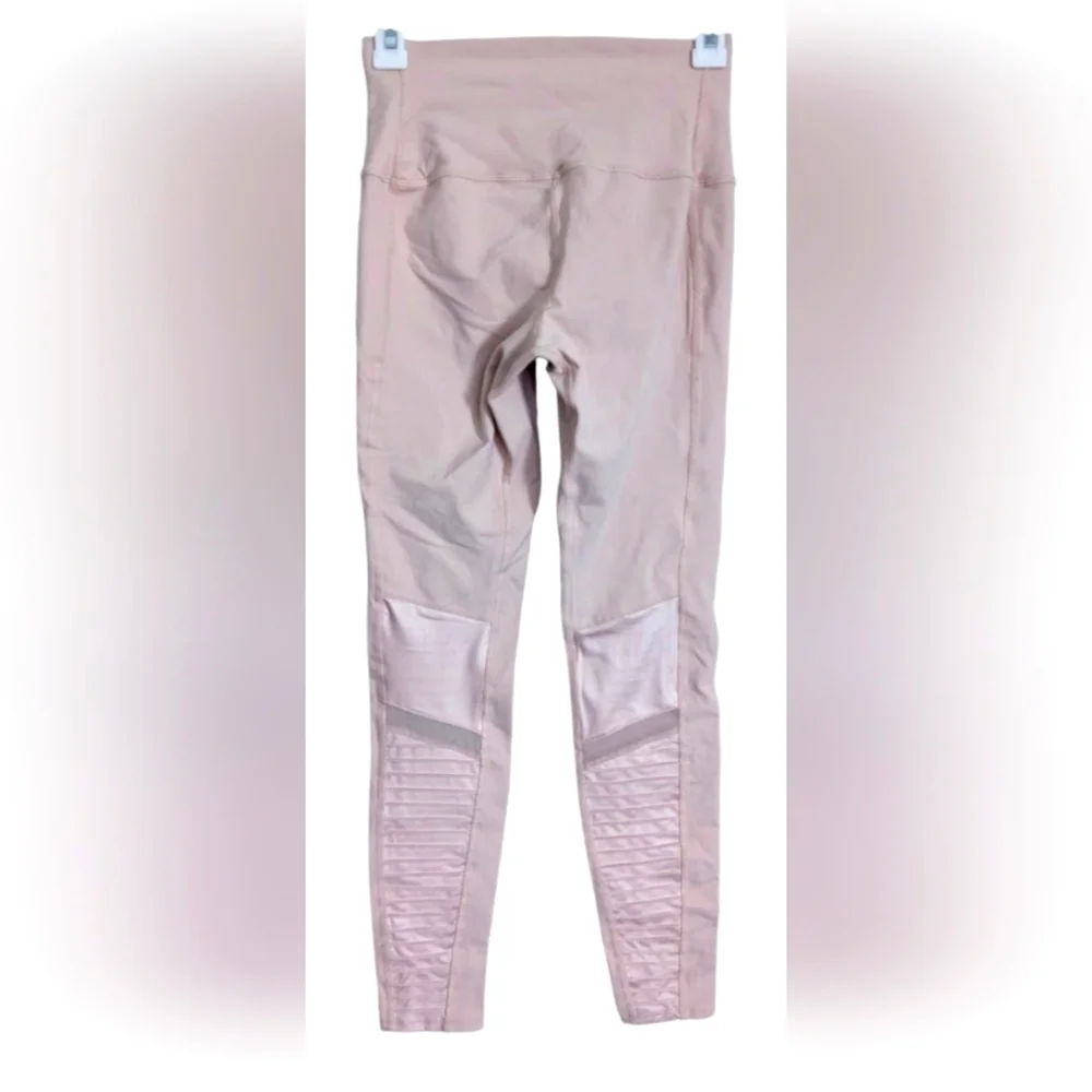 Alo Yoga High Waist Moto Legging in Lavender Beige Light Purple - Pink Small - Picture 4 of 9